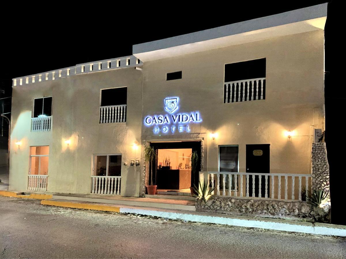 Casa Vidal Hotel Valladolid  Exteriör bild